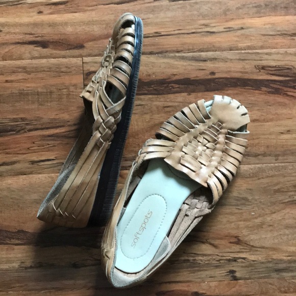 Shoes - Picture 3 of 3